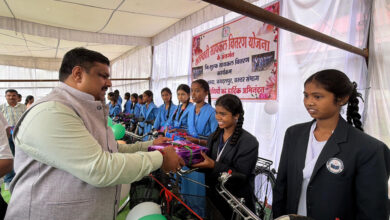 शिक्षा मंत्री गजेंद्र यादव ने बस्तर में शिक्षा विभाग की संभाग स्तरीय समीक्षा बैठक ली… शिक्षा मंत्री गजेंद्र यादव ने बस्तर में शिक्षा विभाग की संभाग स्तरीय समीक्षा बैठक ली…