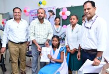 विशेष टीकाकरण दिवस पर राज्य में सर्वाधिक बालिकाओं को लगी एचपीवी वैक्सीन, सर्वाइकल कैंसर की रोकथाम की दिशा में बड़ी उपलब्धि, एचपीवी टीकाकरण में गौरेला-पेंड्रा-मरवाही जिला बना प्रदेश में अव्वल……