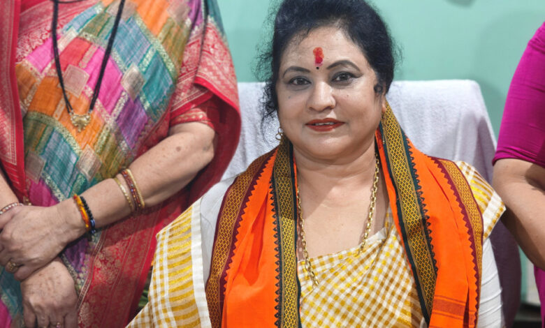 डॉ. ममता साहू ने संभाली छत्तीसगढ़ राज्य महिला आयोग की कमान,महिलाओं के अधिकारों की रक्षा, त्वरित न्याय और सशक्तिकरण को सर्वाेच्च प्राथमिकता देने का संकल्प…. डॉ. ममता साहू ने संभाली छत्तीसगढ़ राज्य महिला आयोग की कमान,महिलाओं के अधिकारों की रक्षा, त्वरित न्याय और सशक्तिकरण को सर्वाेच्च प्राथमिकता देने का संकल्प….