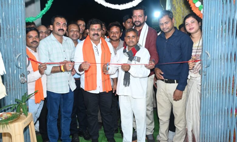 खैरागढ़ के ग्राम खौड़ा में नवनिर्मित पंचायत भवन का उप मुख्यमंत्री विजय शर्मा ने किया लोकार्पण…..