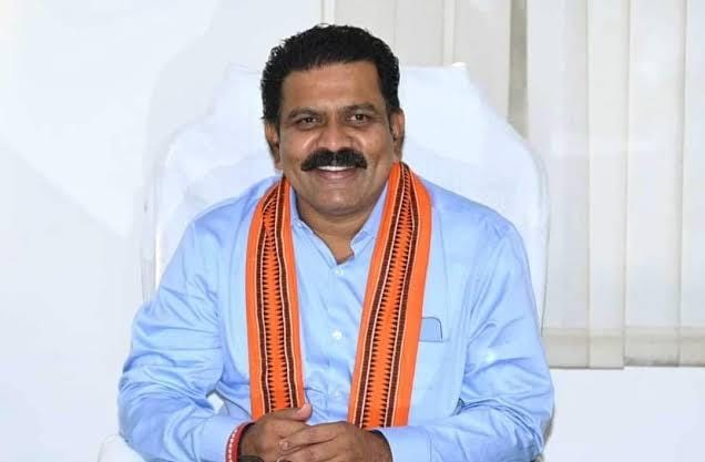 प्रधानमंत्री आवास योजना (ग्रामीण) के पात्र हितग्राहियों को लाभ दिलाने आवश्यक पहल का किया आग्रह, उप मुख्यमंत्री विजय शर्मा ने केंद्रीय ग्रामीण विकास मंत्री को पीएम आवास के संबंध में लिखा पत्र…..