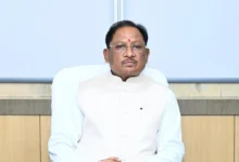 मुख्यमंत्री विष्णुदेव साय ने पद्म विभूषण डॉ. तीजन बाई को विधानसभा में दी भावभीनी श्रद्धांजलि….
