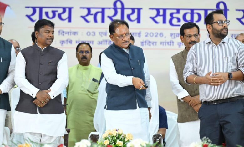 तेन्दूपत्ता संग्राहकों के आर्थिक सशक्तिकरण के लिए सरकार पूरी तरह प्रतिबद्ध – वन मंत्री केदार कश्यप…. तेन्दूपत्ता संग्राहकों के आर्थिक सशक्तिकरण के लिए सरकार पूरी तरह प्रतिबद्ध – वन मंत्री केदार कश्यप….