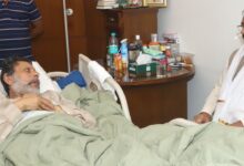 स्वास्थ्य लाभ ले रहे जगदलपुर विधायक किरण सिंह देव से मिले मुख्यमंत्री विष्णुदेव साय..