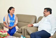 रजत पदक विजेता ज्ञानेश्वरी यादव से शिक्षा मंत्री गजेंद्र यादव ने की आत्मीय मुलाकात,मंत्री यादव ने कहा समाज के लिए गर्व की बात…