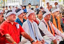अब धमाकों की नहीं, रेडियो की गूंज, दूरस्थ वनांचल छिंदनार के लोगों ने सुनी प्रधानमंत्री के ‘मन की बात’…
