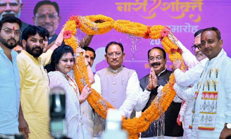 नारी के सम्मान, सुरक्षा और स्वावलंबन से ही बनेगा समृद्ध छत्तीसगढ़ : मुख्यमंत्री विष्णु देव साय….. नारी के सम्मान, सुरक्षा और स्वावलंबन से ही बनेगा समृद्ध छत्तीसगढ़ : मुख्यमंत्री विष्णु देव साय…..