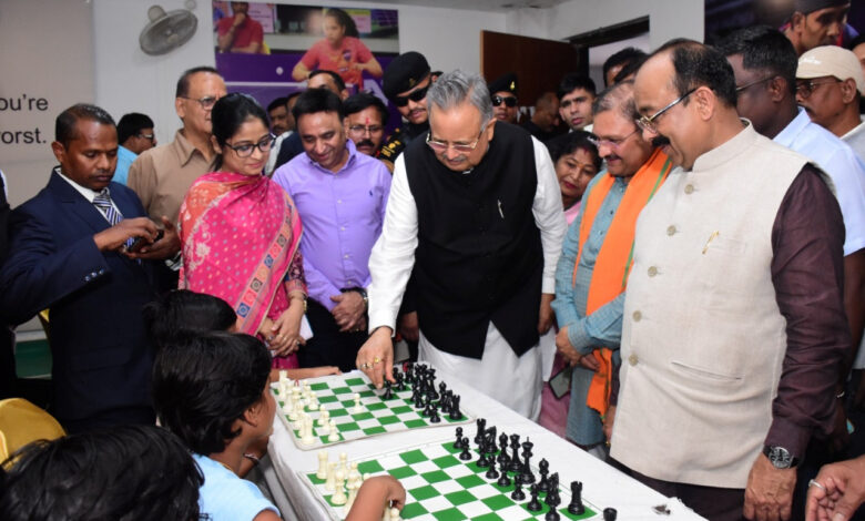 राजनांदगांव में राज्य स्तरीय जूनियर शतरंज प्रतियोगिता का समापन- डॉ. रमन सिंह और अरुण साव ने बढ़ाया खिलाड़ियों का उत्साह….