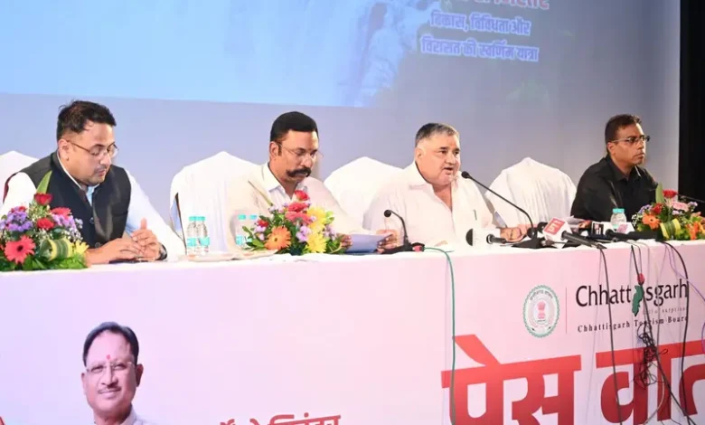 पर्यटन और संस्कृति विभाग की उपलब्धियों पर मंत्री राजेश अग्रवाल की प्रेस कॉन्फ्रेंस