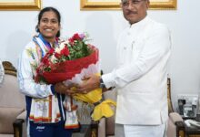राष्ट्रमंडल खेलों की रजत पदक विजेता ज्ञानेश्वरी यादव का मुख्यमंत्री निवास में भव्य स्वागत, मुख्यमंत्री विष्णु देव साय ने की 30 लाख रुपये प्रोत्साहन राशि और आउट ऑफ टर्न डीएसपी पद पर पदोन्नति की घोषणा….