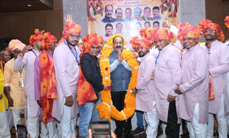 उप मुख्यमंत्री अरुण साव राजा दक्ष प्रजापति जयंती एवं सामाजिक सम्मेलन में हुए शामिल…..