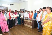 उप मुख्यमंत्री विजय शर्मा ने कवर्धा के हितग्राहियों को सौंपे पीएम आवास योजना शहरी 2.0 के स्वीकृति पत्र…..