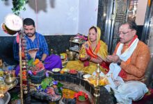 मुख्यमंत्री विष्णुदेव साय ने सावन सोमवार और नागपंचमी पर श्री फलेश्वरनाथ महादेव की पूजा-अर्चना की मुख्यमंत्री विष्णुदेव साय ने सावन सोमवार और नागपंचमी पर श्री फलेश्वरनाथ महादेव की पूजा-अर्चना की