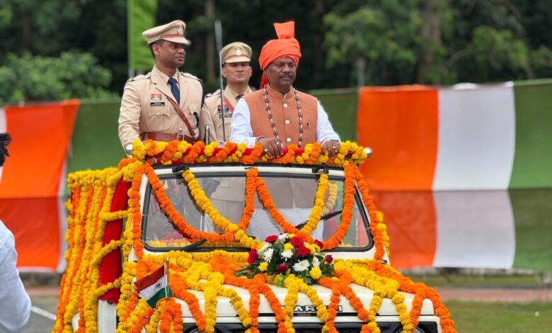 दंतेवाड़ा जिले में हर्ष और उमंग के साथ मनाया गया स्वतंत्रता दिवस, वन मंत्री केदार कश्यप ने किया ध्वजारोहण….