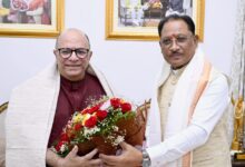 मुख्यमंत्री विष्णुदेव साय से निर्माता-निर्देशक डॉ. चंद्रप्रकाश द्विवेदी ने की सौजन्य मुलाकात…..