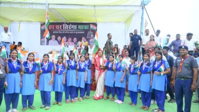 मंत्री लक्ष्मी राजवाड़े के नेतृत्व में सूरजपुर जिले में निकलीं भव्य तिरंगा यात्राएं…. मंत्री लक्ष्मी राजवाड़े के नेतृत्व में सूरजपुर जिले में निकलीं भव्य तिरंगा यात्राएं….