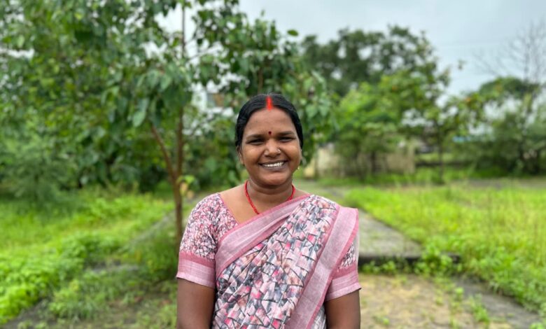 विष्णु भैया की योजना बनी सावित्री का सहारा, आर्थिक चिंता से मिली राहत, महतारी वंदन की 31वीं किस्त से बढ़ा आत्मविश्वास, सावित्री बोलीं- “हर महीने की मदद बनी आत्मनिर्भरता का संबल”…. विष्णु भैया की योजना बनी सावित्री का सहारा, आर्थिक चिंता से मिली राहत, महतारी वंदन की 31वीं किस्त से बढ़ा आत्मविश्वास, सावित्री बोलीं- “हर महीने की मदद बनी आत्मनिर्भरता का संबल”….
