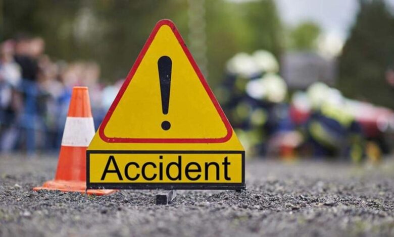 CG Accident- CG में खौफनाक सड़क हादसा: दो बाइकों की आमने-सामने भिड़ंत के बाद सड़क पर गिरे युवकों को ट्रक ने कुचला, 2 की मौके पर मौत; बाइक में लगी आग, तीन गंभीर घायल….. CG Accident- CG में खौफनाक सड़क हादसा: दो बाइकों की आमने-सामने भिड़ंत के बाद सड़क पर गिरे युवकों को ट्रक ने कुचला, 2 की मौके पर मौत; बाइक में लगी आग, तीन गंभीर घायल…..