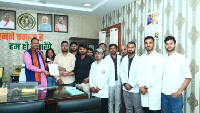 स्वास्थ्य मंत्री श्याम बिहारी जायसवाल से मिले इंटर्न डॉक्टर, आंदोलन स्थगित करने का लिया निर्णय….
