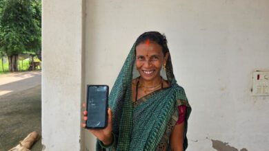 राखी के धागे में विष्णु भैया का साथ, महतारी वंदन की राशि से कुसुम की रक्षाबंधन की खुशियां हुईं दोगुनी…. राखी के धागे में विष्णु भैया का साथ, महतारी वंदन की राशि से कुसुम की रक्षाबंधन की खुशियां हुईं दोगुनी….