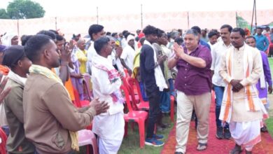 करमा उत्सव में झलकी छत्तीसगढ़ की समृद्ध जनजातीय संस्कृति, पर्यटन एवं संस्कृति मंत्री राजेश अग्रवाल ने दी बधाई…. करमा उत्सव में झलकी छत्तीसगढ़ की समृद्ध जनजातीय संस्कृति, पर्यटन एवं संस्कृति मंत्री राजेश अग्रवाल ने दी बधाई….