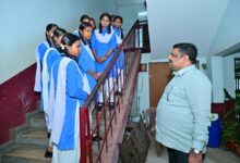 तर्रीघाट हाई स्कूल पहुंचे शिक्षा मंत्री गजेन्द्र यादव, विद्यार्थियों से किया संवाद; गुणवत्तापूर्ण शिक्षा और सर्वांगीण विकास पर दिया जोर….
