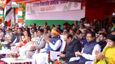 स्वतंत्रता दिवस समारोह: शालेय विद्यार्थियों की सांस्कृतिक प्रस्तुतियों ने बांधा समां