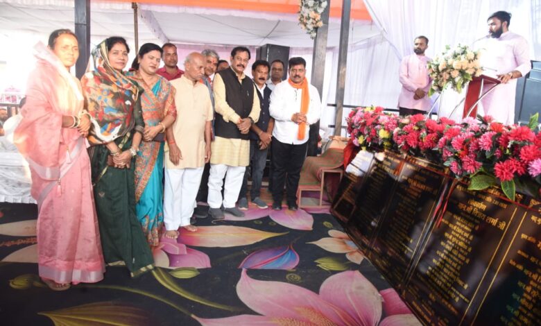 उपमुख्यमंत्री विजय शर्मा ने किया शौर्य वाटिका का भूमिपूजन, लगभग 79 लाख रुपए के विकास कार्यों का किया लोकार्पण…..