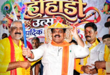 उप मुख्यमंत्री एवं कवर्धा विधायक विजय शर्मा कवर्धा में आयोजित दही हांडी उत्सव में हुए शामिल….