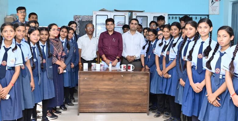 व्यावहारिक गतिविधियां विद्यार्थियों में उद्यमिता, नेतृत्व क्षमता,आत्मनिर्भरता और व्यावहारिक ज्ञान विकसित करने में मददगार – मंत्री टंक राम वर्मा