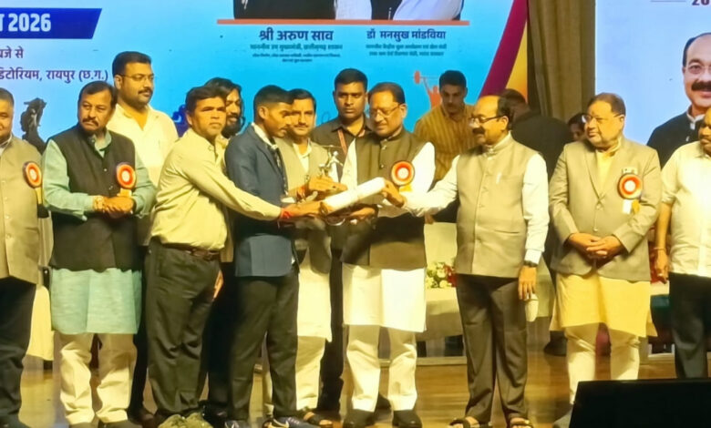 पैरा एथलेटिक्स में लक्की यादव को शहीद राजीव पांडेय पुरस्कार एवं सुखदेव व निखिल को मिला शहीद कौशल यादव पुरस्कार….. पैरा एथलेटिक्स में लक्की यादव को शहीद राजीव पांडेय पुरस्कार एवं सुखदेव व निखिल को मिला शहीद कौशल यादव पुरस्कार…..