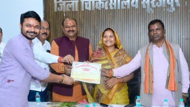 सेवा संकल्प अभियान का आगाज, एक माह तक होंगे जनसेवा और जनभागीदारी के विविध आयोजन, जिला चिकित्सालय सूरजपुर में रक्तदान शिविर का शुभारंभ, मंत्री लक्ष्मी राजवाड़े ने रक्तदाताओं का बढ़ाया उत्साह…..