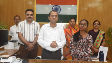 मुख्यमंत्री विष्णु देव साय की संवेदनशील पहल से पूजा के डॉक्टर बनने के सपने को मिला संबल, आर्थिक तंगी और 66 प्रतिशत दिव्यांगता को मात देकर पूजा ने हासिल की नीट में सफलता…