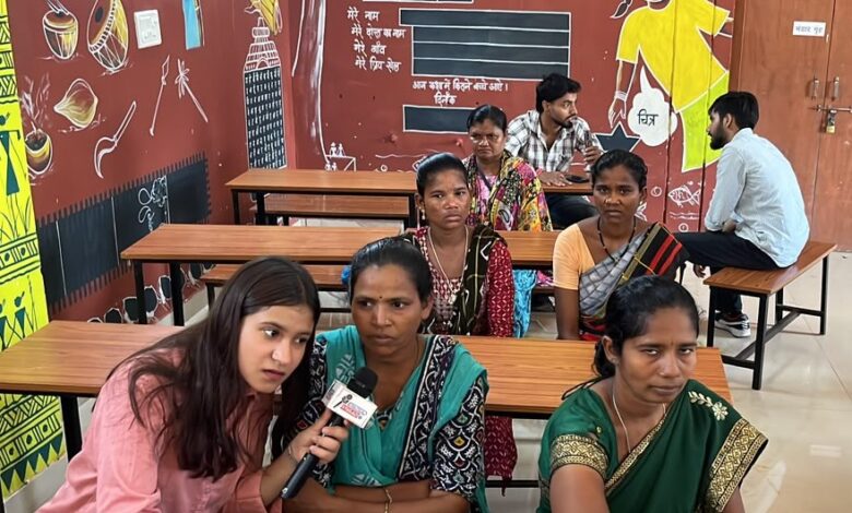 जहां कभी खौफ था, वहां है अब उम्मीद की रोशनी, दिल्ली से आए इंफ्लुएंसर्स ने देखी बदलते बस्तर की तस्वीर…. जहां कभी खौफ था, वहां है अब उम्मीद की रोशनी, दिल्ली से आए इंफ्लुएंसर्स ने देखी बदलते बस्तर की तस्वीर….