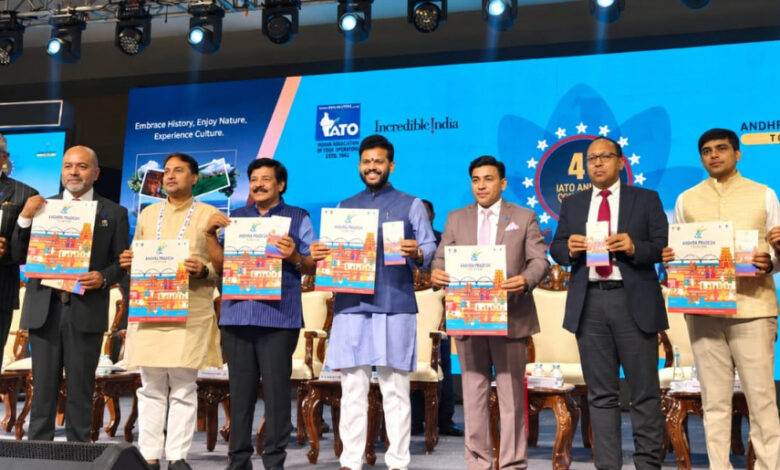 राष्ट्रीय पर्यटन मंच पर छत्तीसगढ़ की गूंज, देश-दुनिया के सामने खुली पर्यटन संभावनाओं की नई राह….. राष्ट्रीय पर्यटन मंच पर छत्तीसगढ़ की गूंज, देश-दुनिया के सामने खुली पर्यटन संभावनाओं की नई राह…..