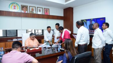 पर्यटन एवं संस्कृति मंत्री राजेश अग्रवाल ने मंत्रालय स्थित कार्यालय में आगंतुकों से की मुलाकात, विभिन्न क्षेत्रों से पहुंचे नागरिकों की सुनी समस्याएं और सुझाव, अधिकारियों को त्वरित समाधान के दिए निर्देश…..