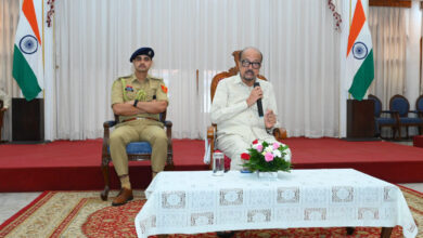 राज्यपाल रमेन डेका ने विद्यार्थियों से किया संवाद, दिए सफलता के मंत्र….