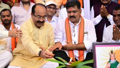 उप मुख्यमंत्री अरुण साव और विजय शर्मा ने रखी कवर्धा के नए स्वरूप की नींव, 54 करोड़ से बनेगी 4 लेन सड़क….. उप मुख्यमंत्री अरुण साव और विजय शर्मा ने रखी कवर्धा के नए स्वरूप की नींव, 54 करोड़ से बनेगी 4 लेन सड़क…..