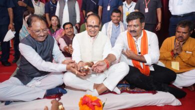 केंद्रीय मंत्री शिवराज सिंह चौहान और मुख्यमंत्री विष्णु देव साय ने सक्ति जिले में 121.70 करोड़ रुपए के 38 विकास कार्यों का किया लोकार्पण एवं भूमिपूजन….. केंद्रीय मंत्री शिवराज सिंह चौहान और मुख्यमंत्री विष्णु देव साय ने सक्ति जिले में 121.70 करोड़ रुपए के 38 विकास कार्यों का किया लोकार्पण एवं भूमिपूजन…..