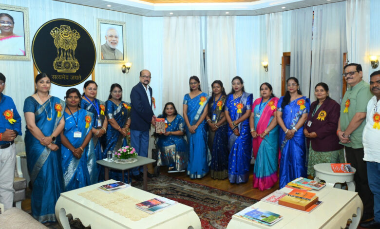 दृष्टिबाधित विद्यार्थियों को शिक्षा की मुख्यधारा से जोड़ने के लिए और अधिक प्रयास जरूरी – राज्यपाल रमेन डेका….. दृष्टिबाधित विद्यार्थियों को शिक्षा की मुख्यधारा से जोड़ने के लिए और अधिक प्रयास जरूरी – राज्यपाल रमेन डेका…..