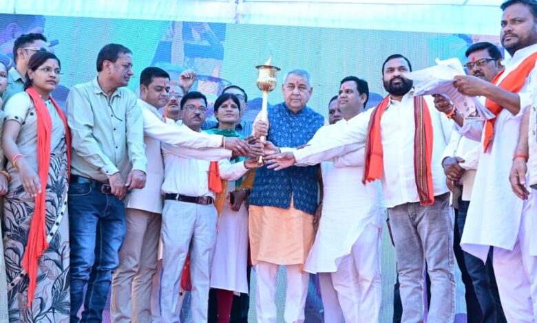 जीपीएम में विकसित भारत के संकल्प के साथ निकली सेवा ज्योति यात्रा,प्रधानमंत्री नरेंद्र मोदी के जनसेवा के राष्ट्रसेवा के 25 वर्ष पूर्ण होने पर विकसित भारत संकल्प सभा आयोजित… जीपीएम में विकसित भारत के संकल्प के साथ निकली सेवा ज्योति यात्रा,प्रधानमंत्री नरेंद्र मोदी के जनसेवा के राष्ट्रसेवा के 25 वर्ष पूर्ण होने पर विकसित भारत संकल्प सभा आयोजित…