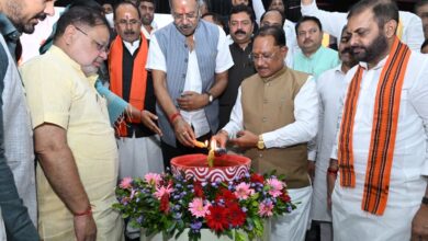 प्रधानमंत्री नरेंद्र मोदी के जनसेवा के 25 वर्ष देश के विकास और परिवर्तन की प्रेरक यात्रा : मुख्यमंत्री विष्णुदेव साय प्रधानमंत्री नरेंद्र मोदी के जनसेवा के 25 वर्ष देश के विकास और परिवर्तन की प्रेरक यात्रा : मुख्यमंत्री विष्णुदेव साय