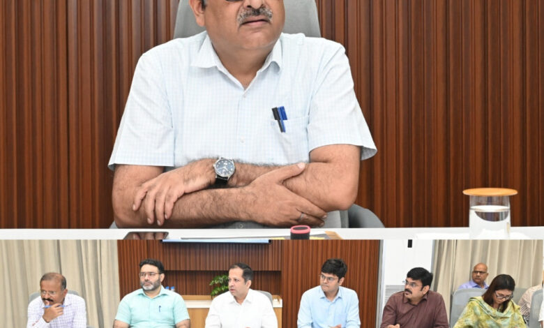 मुख्य सचिव विकासशील की अध्यक्षता में मिलेट फसलों के उपार्जन, उत्पादन एवं उपयोग के संबंध में बैठक सम्पन्न….. मुख्य सचिव विकासशील की अध्यक्षता में मिलेट फसलों के उपार्जन, उत्पादन एवं उपयोग के संबंध में बैठक सम्पन्न…..