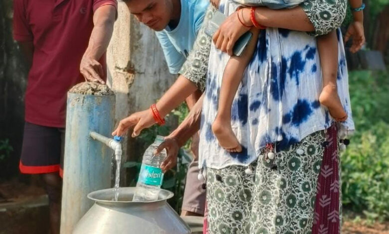 अबूझमाड़ के मुहाने पर जलापूर्ति की नई मिसाल, जल जीवन मिशन से बदली ग्राम कचोरा की तस्वीर…. अबूझमाड़ के मुहाने पर जलापूर्ति की नई मिसाल, जल जीवन मिशन से बदली ग्राम कचोरा की तस्वीर….