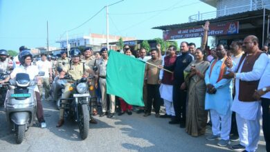 सड़क सुरक्षा का संदेश लेकर सूरजपुर में दौड़े 800 प्रतिभागी, महिला एवं बाल विकास मंत्री लक्ष्मी राजवाड़े और स्वास्थ्य मंत्री श्याम बिहारी जायसवाल बाइक रैली में हुए शामिल…. सड़क सुरक्षा का संदेश लेकर सूरजपुर में दौड़े 800 प्रतिभागी, महिला एवं बाल विकास मंत्री लक्ष्मी राजवाड़े और स्वास्थ्य मंत्री श्याम बिहारी जायसवाल बाइक रैली में हुए शामिल….