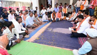 ’उपमुख्यमंत्री विजय शर्मा ने ग्राम लोहझरी में ग्रामीणों के बीच बैठकर किया सीधा संवाद’….. ’उपमुख्यमंत्री विजय शर्मा ने ग्राम लोहझरी में ग्रामीणों के बीच बैठकर किया सीधा संवाद’…..