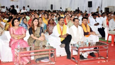 सेवा संकल्प अभियान के तहत कबीरधाम में निकली भव्य सेवा ज्योति यात्रा, उप मुख्यमंत्री विजय शर्मा हुए शामिल सेवा संकल्प अभियान के तहत कबीरधाम में निकली भव्य सेवा ज्योति यात्रा, उप मुख्यमंत्री विजय शर्मा हुए शामिल