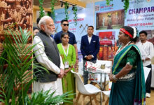 प्रधानमंत्री नरेंद्र मोदी से रूबरू हुईं छत्तीसगढ़ की महिला उद्यमी हीना…..
