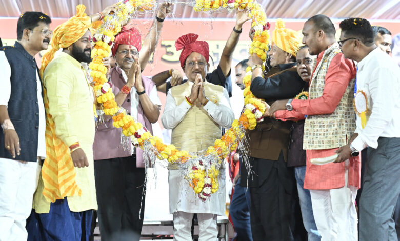 असत्य पर सत्य और बुराई पर अच्छाई की विजय का शाश्वत संदेश देता है विजयादशमी का पर्व : मुख्यमंत्री विष्णु देव साय….. असत्य पर सत्य और बुराई पर अच्छाई की विजय का शाश्वत संदेश देता है विजयादशमी का पर्व : मुख्यमंत्री विष्णु देव साय…..