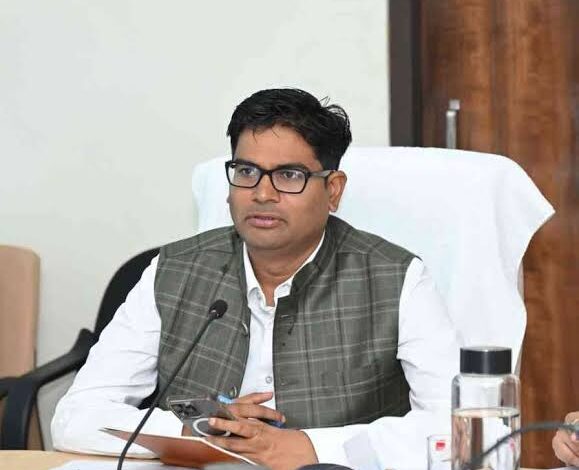 भारत के पैरा चौंपियन भरेंगे जीत की उड़ान, एशियाई पैरा खेल 2026 के लिए भारतीय दल को वित्त मंत्री ओपी चौधरी ने दी शुभकामनाएं….